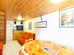 Image of Chalet cosy 6 pers Peyragudes, navette ski, animaux ok, cheminée, barbecue - FR-1-695-62