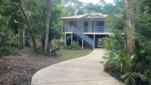 Image of 6 Redwood Court Rainbow Shores - Pets Welcome Fenced yard