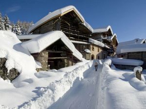 Image of Apartment on the snow front in the Queyras