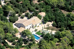 Image of MAS PROVENÇAL DE PRESTIGE WITH SWIMMING POOL, NEAR GORDES AND ROUSSILLON