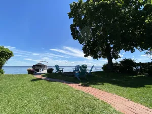 Image of Houghton Lake Heights cottage right on the water!!