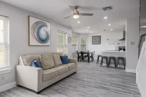 Image of Huge Home in Killeen Large Families 16 Guests