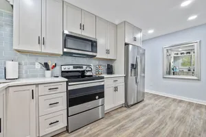 Image of Pristine and comfortable ATL luxury!