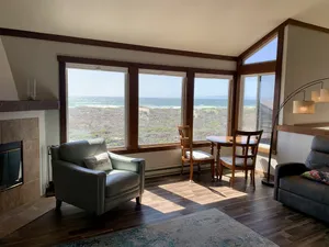 Image of Blue Diamond@Monterey Dunes OCEANFRONT 3bed\/3bath-sleeps 7 \nMonterey\/Santa Cruz