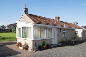 Image of Peaceful-Honeysuckle Scottish Cottage with Hot Tub