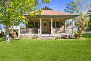 Image of Hidden Pearl Cottage - Walk to Scarlet Pearl Casino - 2.3 miles to Biloxi beach!