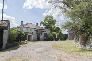 Image of Family country house for rent in the Quercy countryside (6\/7 pers.)
