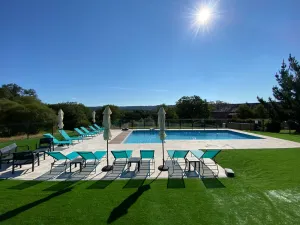 Image of Superb 4 Bedroom House, sleeping up to 6 Adults and 4 Children, fully equipped.