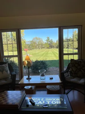 Image of Shelley's Retreat, entire house & efficiency suite