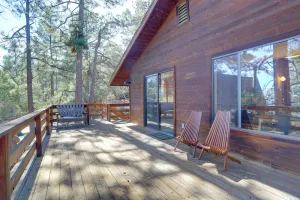 Image of Idyllwild Cabin with Deck and Tahquitz Peak Views