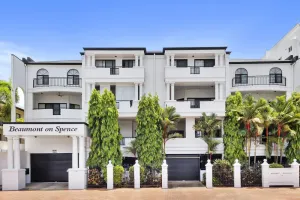Image of Spacious 3 Bedroom Townhouse in Cairns City