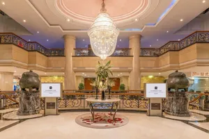 Image of Grand Metropark Hotel Hangzhou - 6 minutes walk to the West Lake
