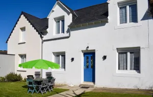 Image of 2 Bedroom Stunning Home In Pleubian