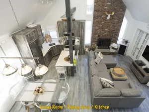 Image of Luxury home, close to 2 ski resorts, 3 water parks, casino, outlets, high-tech.
