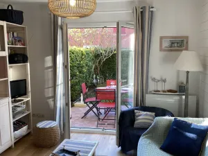 Image of Charming Cottage Near Port Guillaume, 2 Bedrooms, Private Garden, Close to Beach