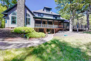 Image of Daylight basement apartment with firepit, grill, & washer\/dryer - dog-friendly