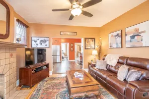 Image of Beautiful Apartment! Only 4 Miles From Downtown Cincinnati