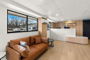 Image of Clarion Pointe Kennesaw Town Center