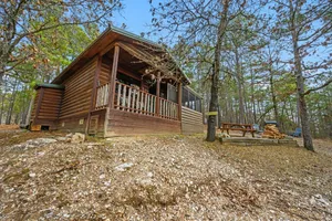 Image of Newly Renovated - Osage 1 Bedroom with Hot Tub near the Lake!