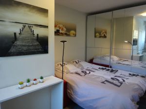 Image of Pleasant studio near St Germain-en-Laye (TV\/Wifi)