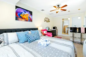 Image of GUEST SUITE TROPICANA (DIGSIFY) |  PRIVATE ENTRANCE |  KING BED | SELF CHECK-IN | FREE PARKING | PGA
