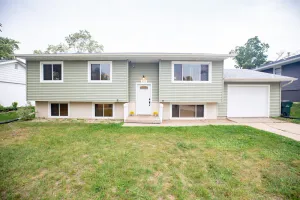 Image of Modern & Homely 4 Bdr NE House by the Golf Course