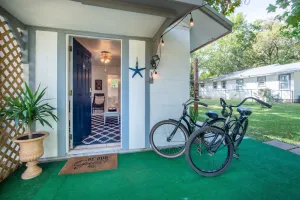 Image of 1BR NEAR WATER + HEART of CR RIVER-Manatees, Golf, Fish, Beach, Food