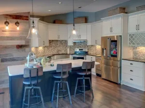 Image of Lakefront. Spectacular Mountain and Lake Views\/Dock\/Private Cove. Gentle Slope.