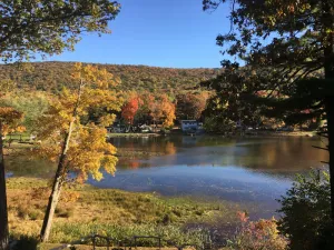 Image of Lakefront Cottage on Moon Lake