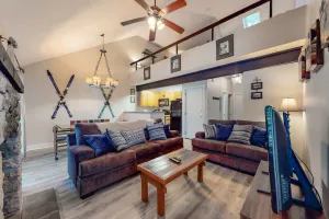 Image of Classic ski-in\/out townhouse & loft with deck, gas grill, and private W\/D