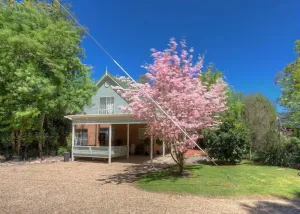 Image of 406 Back Porepunkah Road