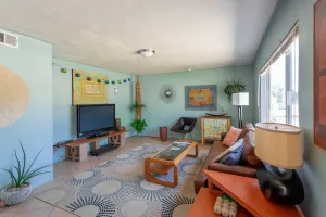 Image of Bright & Sunny Home Near Zion