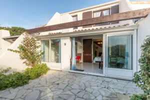 Image of 200 metres from the beach, 2-star furnished accommodation