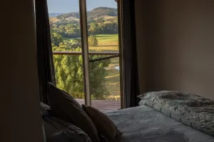 Image of Secluded Rural Oasis: Misty Mornings and Expansive, Far Mountain Views