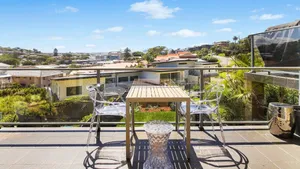 Image of Vila Azul Short Walk To Beach , Wifi Accom Holidays