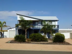 Image of IDEAL FOR FAMILY GATHERINGS! - The Harbour View