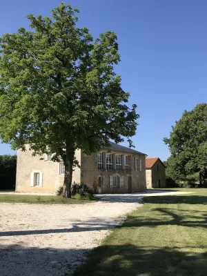 Image of Magnificent restored house in a 20-hectare wooded park