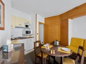 Image of Studio 2* Centre Brides-les-Bains, 4 pers, Parking, Ski, Wifi - FR-1-512-215