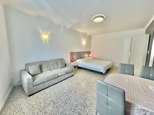 Image of Themis by Welcome to Cannes