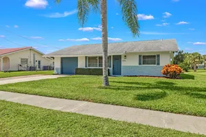 Image of Waterfront home w\/ direct Gulf access and hot tub! *short boat ride to Sanibel
