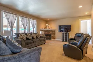 Image of Brookwood Manor (5 Bedroom, 14 Guests)