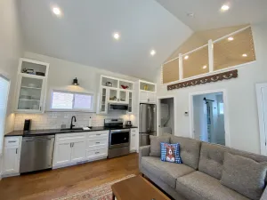 Image of G.F. Wiard Cottage, recently built, pet friendly\/fully fenced yard, walking distance to downtown!
