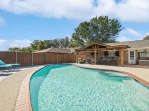 Image of Plano House close to Mckinney and Oak Point Park