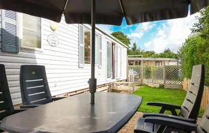 Image of 2 Bedroom Lovely Home In Retranchement