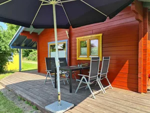 Image of Ostsee-Land-Ferienhaus - 3-room vacation home Jennie with terrace and fireplace