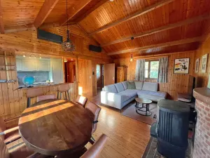 Image of Beautiful Bungalow for 4 People With Large Garden