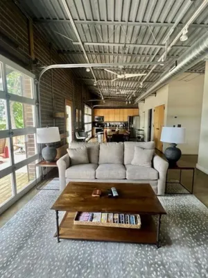 Image of Grace's Retreat - 10 minutes from I-65
