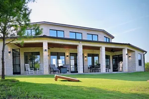 Image of Beautiful 2-bed \/2-bath villa overlooking Texas Winery, one hour from Houston