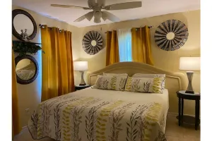 Image of Mama’s home