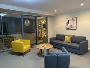 Image of Bannister Apartment in vibrant central Fremantle